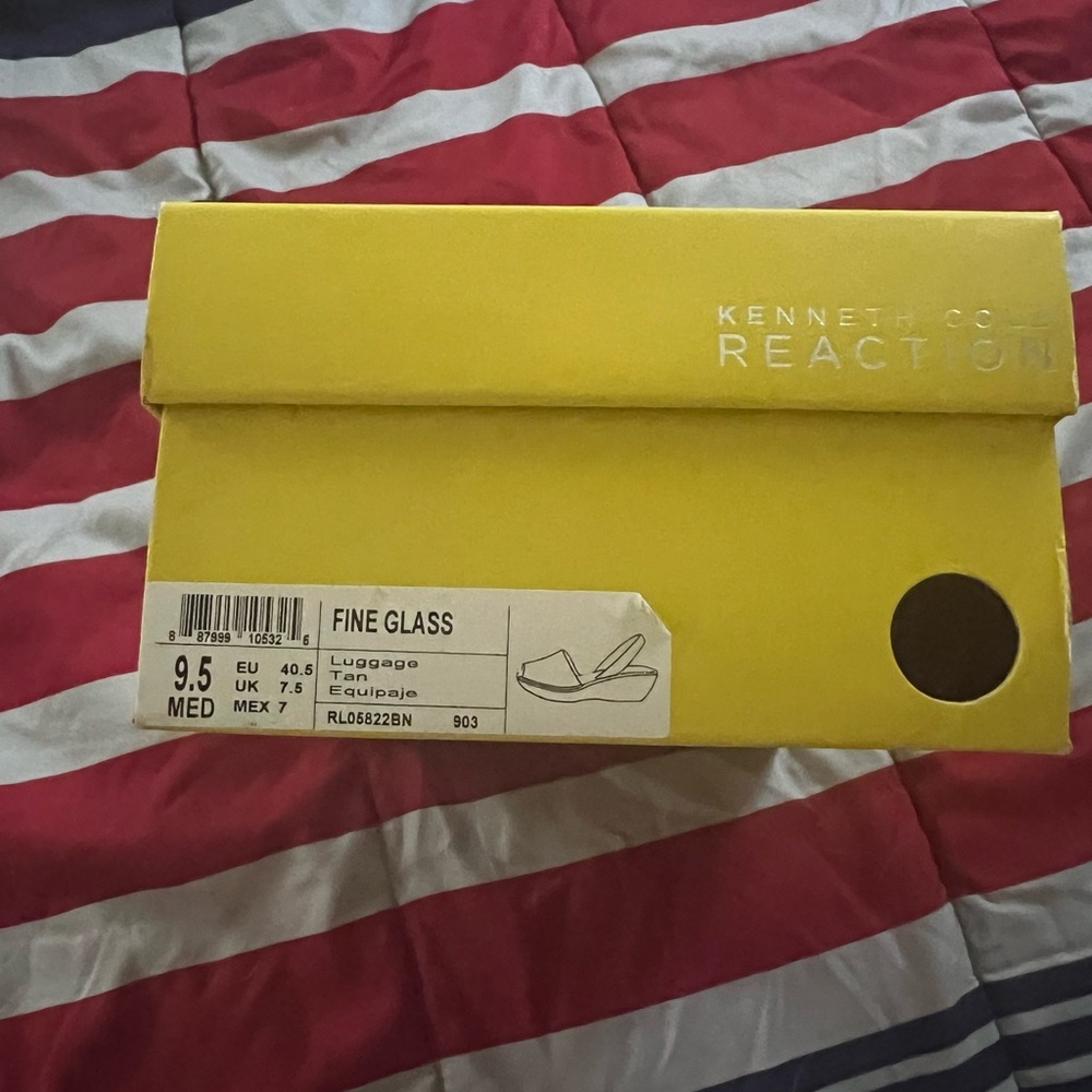Kenneth Cole Reaction Yellow Shoe Box